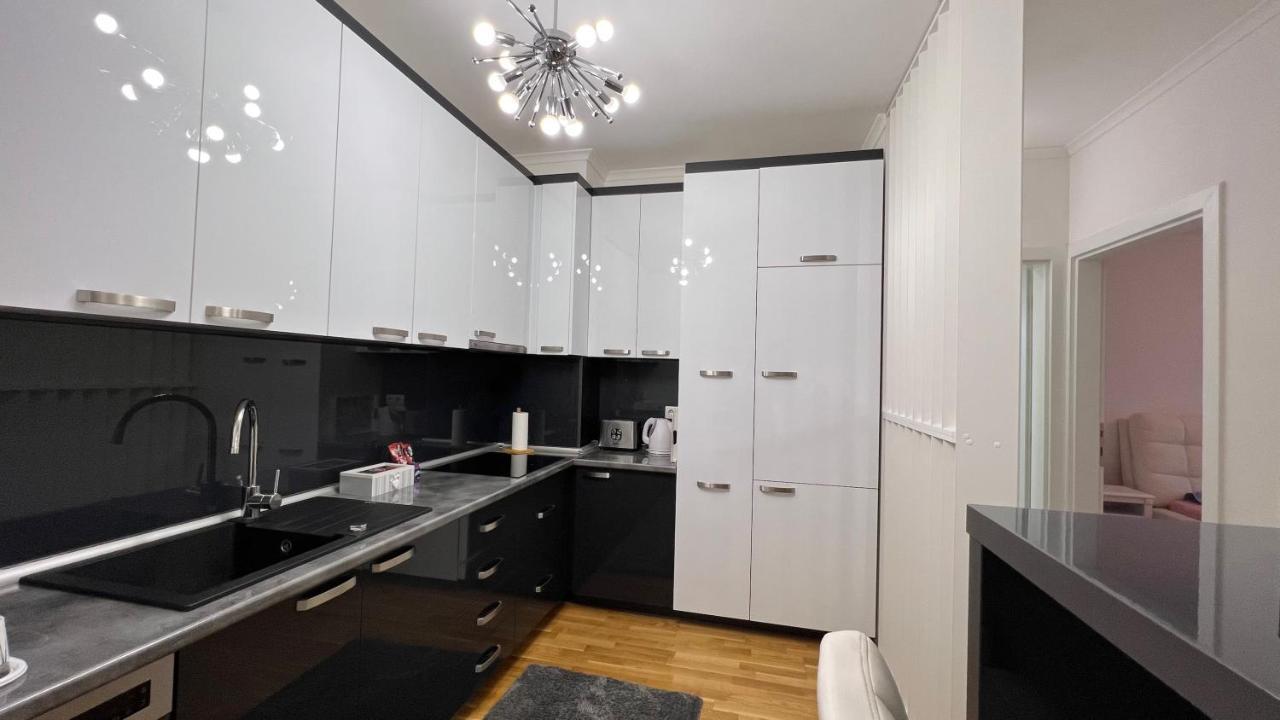 Apartman Nejra 图兹拉 外观 照片
