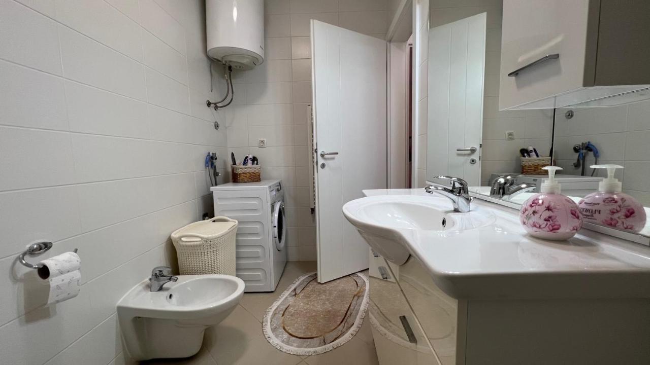 Apartman Nejra 图兹拉 外观 照片